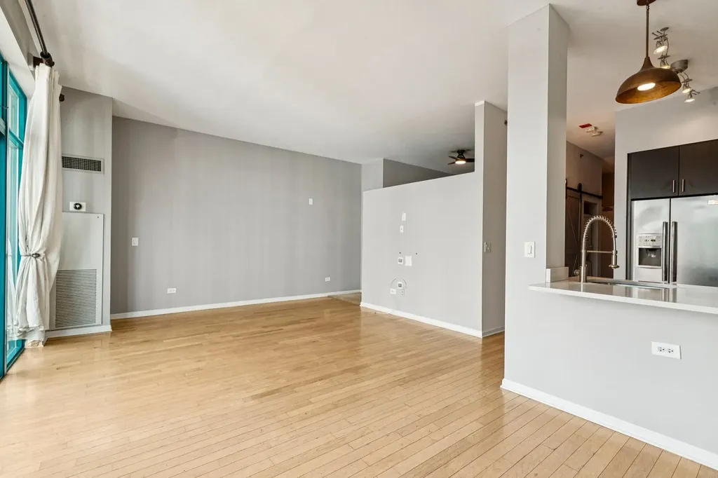 340 West Superior Street Chicago IL 60654