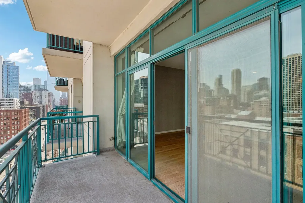 340 West Superior Street Chicago IL 60654