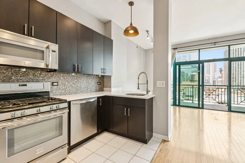 340 West Superior Street Chicago IL 60654