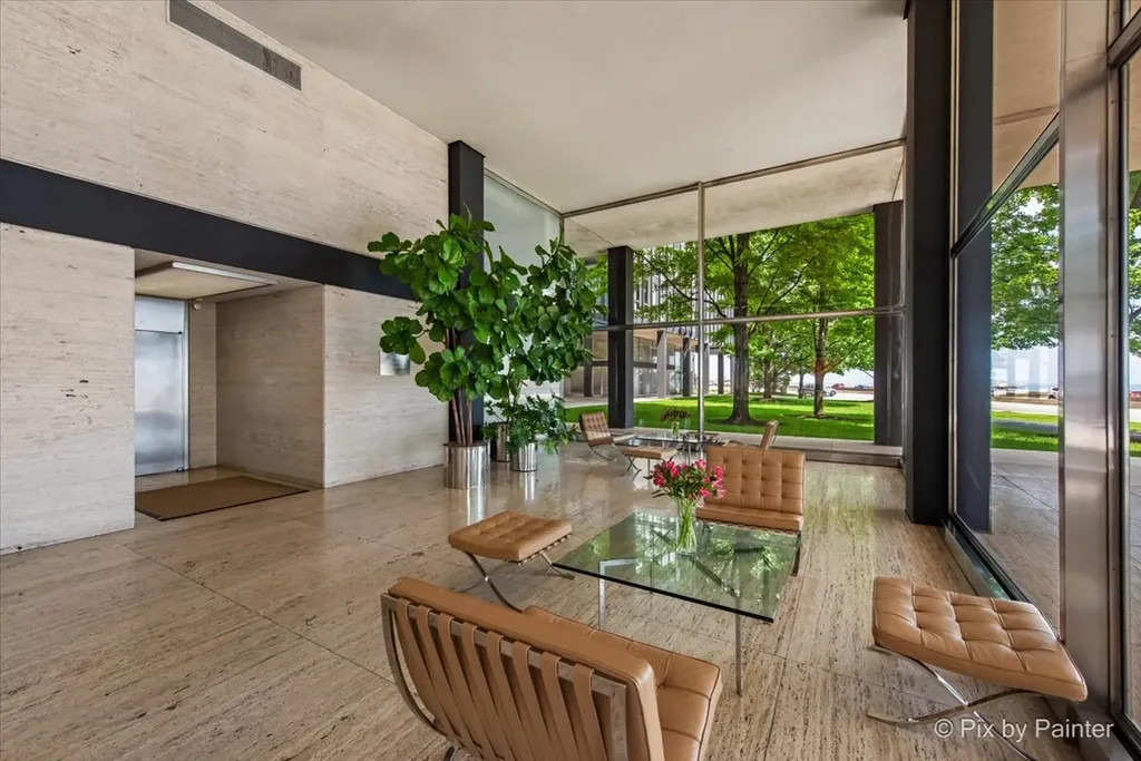 860 North Lake Shore Drive Chicago IL 60611