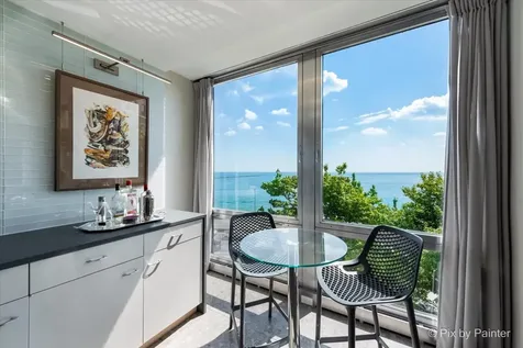860 North Lake Shore Drive Chicago IL 60611