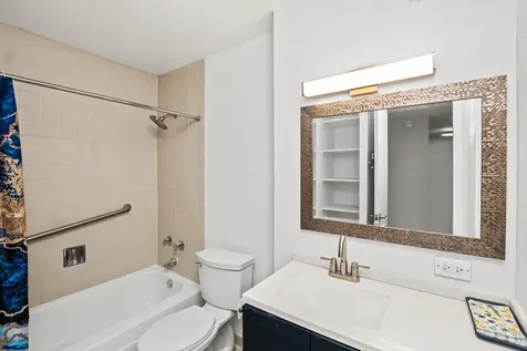 6700 South South Shore Drive Chicago IL 60649