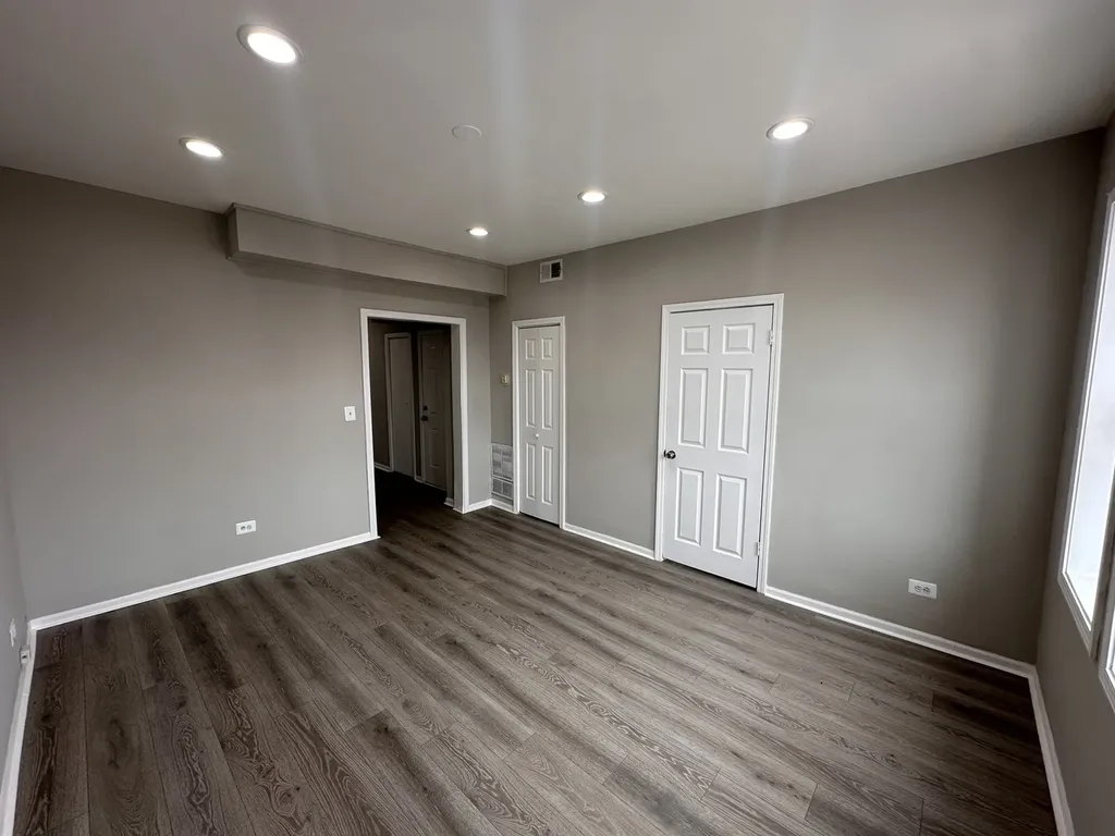 4942 South Racine Avenue Chicago IL 60609