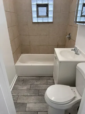 4942 South Racine Avenue Chicago IL 60609
