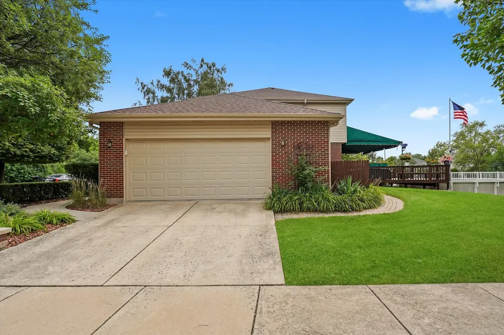 16620 Pear Avenue Orland Park IL 60467