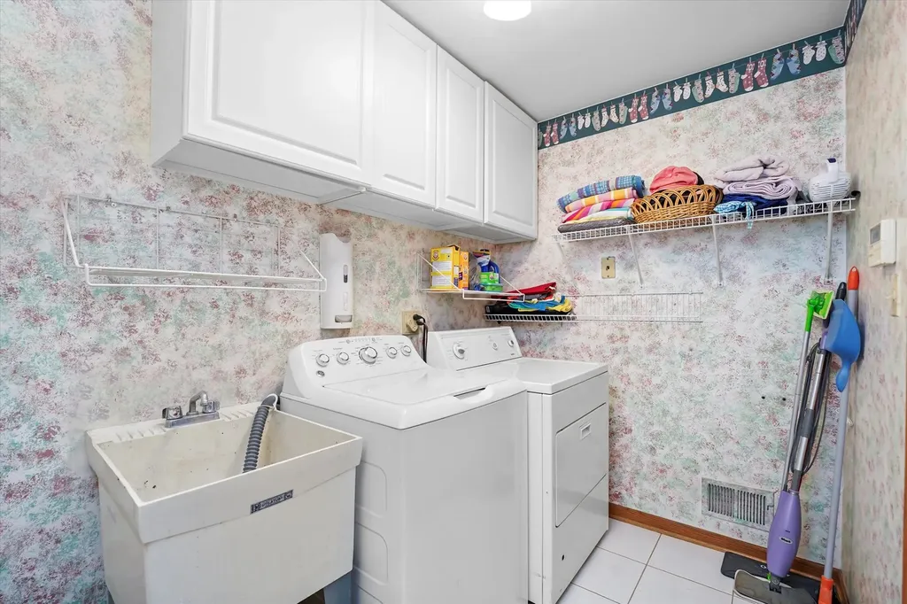 16620 Pear Avenue Orland Park IL 60467