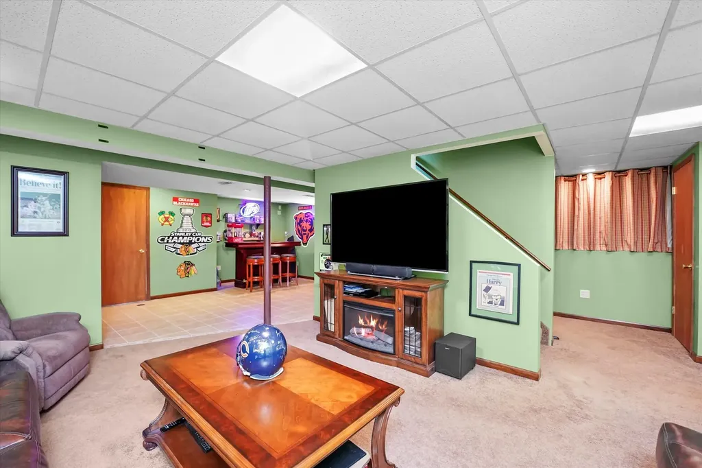 16620 Pear Avenue Orland Park IL 60467