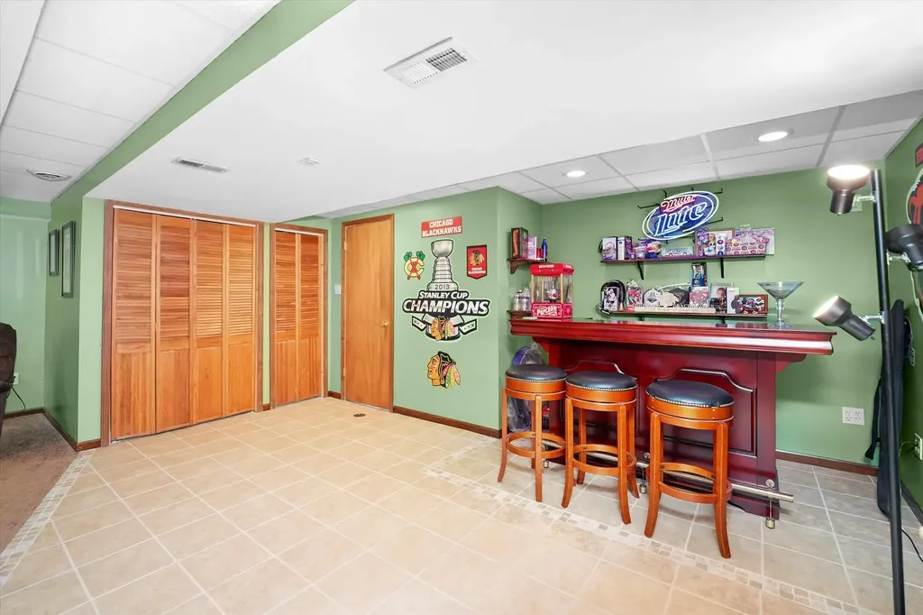 16620 Pear Avenue Orland Park IL 60467