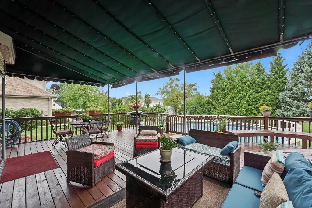 16620 Pear Avenue Orland Park IL 60467