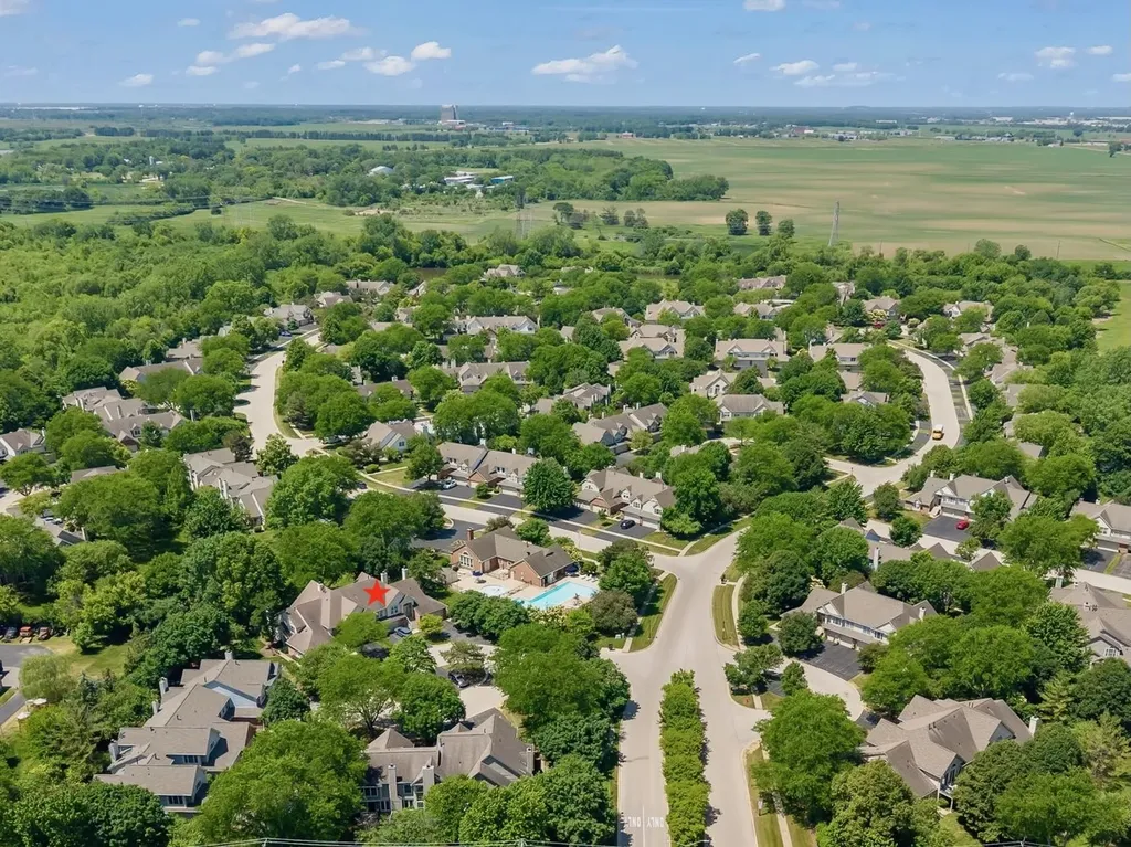 30W002 Willow Court Warrenville IL 60555