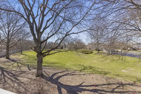 30W002 Willow Court Warrenville IL 60555