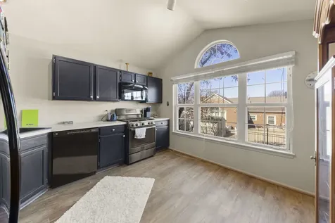 30W002 Willow Court Warrenville IL 60555