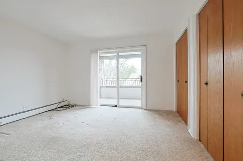 200 Red Top Drive Libertyville IL 60048