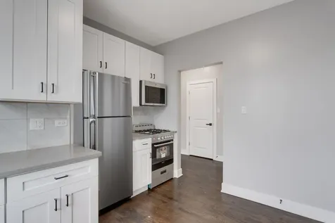8022 South Ellis Avenue Chicago IL 60619