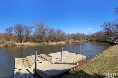 1319 Nippersink Drive Spring Grove IL 60081