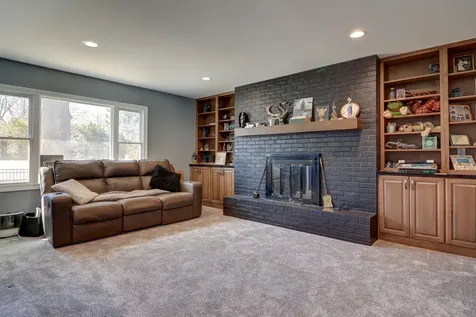 1501 1ST Avenue Sterling IL 61081