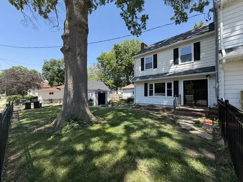 1501 1ST Avenue Sterling IL 61081