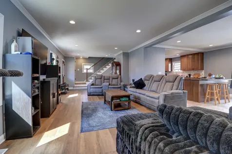 1501 1ST Avenue Sterling IL 61081