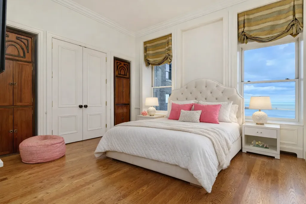 189 East Lake Shore Drive Chicago IL 60611