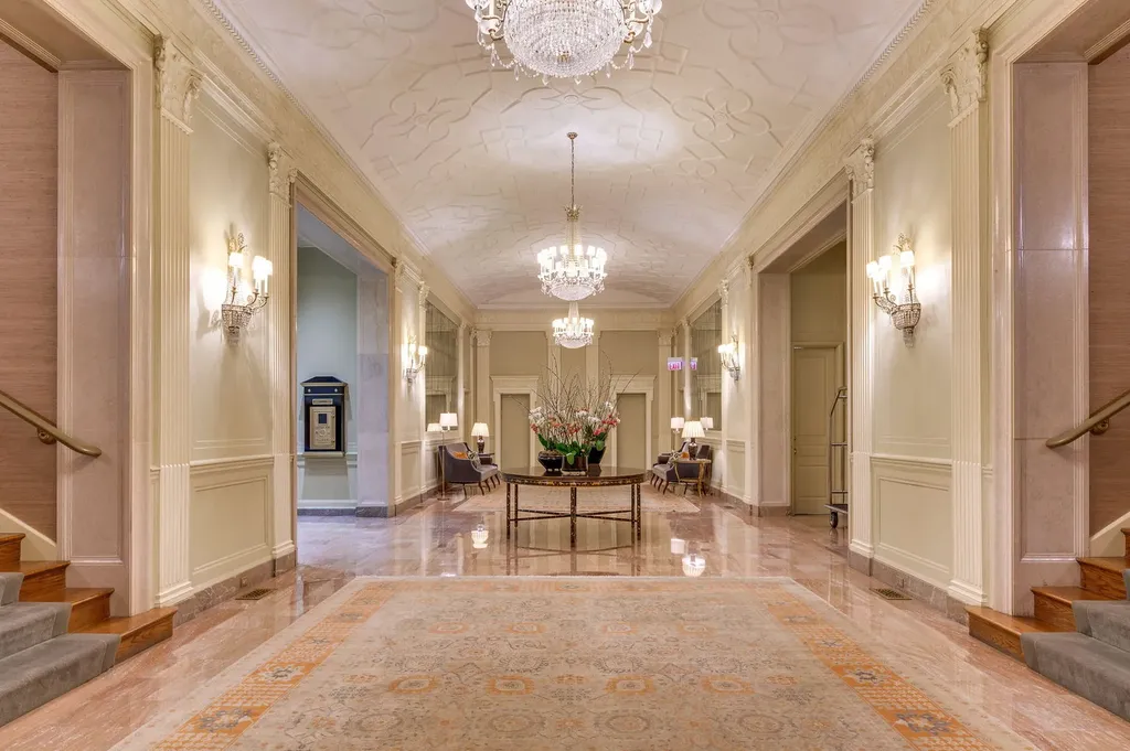 189 East Lake Shore Drive Chicago IL 60611