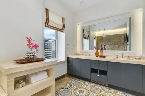 189 East Lake Shore Drive Chicago IL 60611