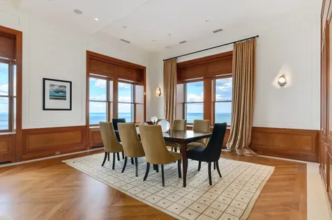 189 East Lake Shore Drive Chicago IL 60611