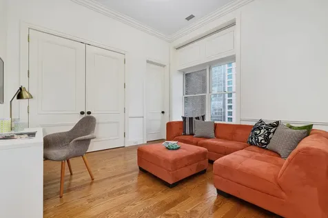 189 East Lake Shore Drive Chicago IL 60611