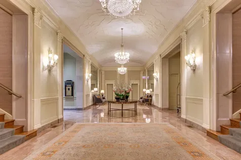 189 East Lake Shore Drive Chicago IL 60611