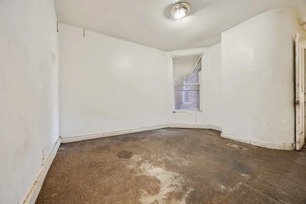 7241 South Yale Avenue Chicago IL 60621