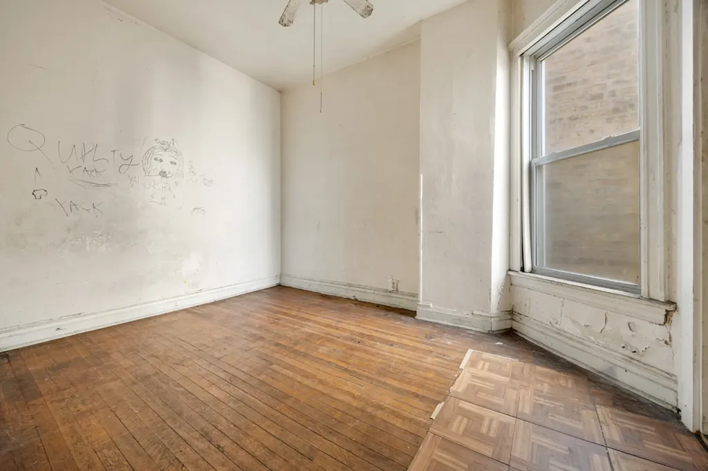 7241 South Yale Avenue Chicago IL 60621