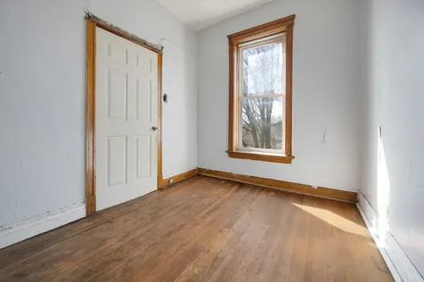 7241 South Yale Avenue Chicago IL 60621
