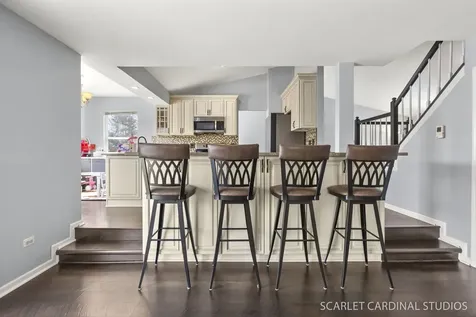 1222 Goldenrod Lane Hoffman Estates IL 60192