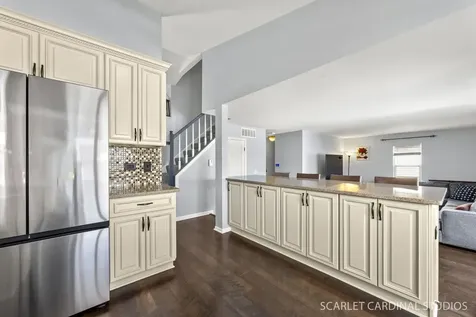 1222 Goldenrod Lane Hoffman Estates IL 60192