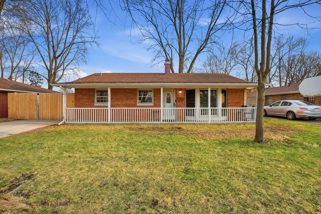2212 West Capri Avenue Joliet IL 60436