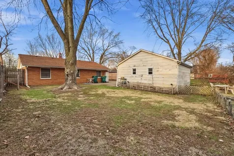 2212 West Capri Avenue Joliet IL 60436