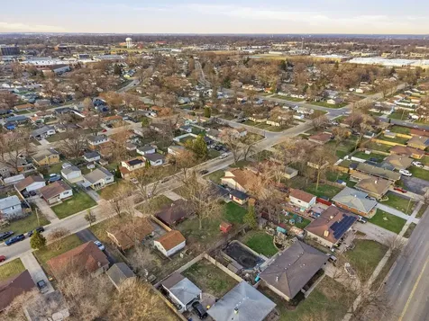 2212 West Capri Avenue Joliet IL 60436