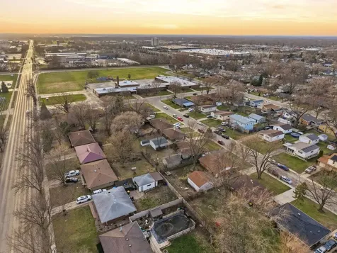 2212 West Capri Avenue Joliet IL 60436