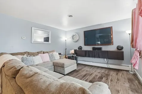 2212 West Capri Avenue Joliet IL 60436