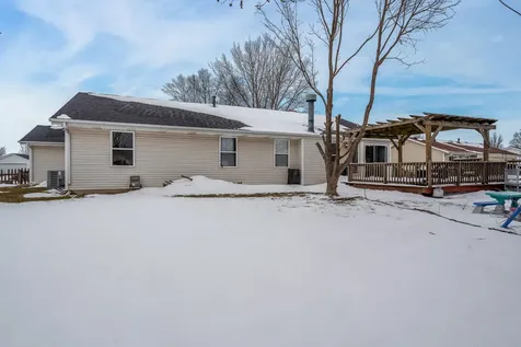 136 Harvest Glenn Drive Davis Junction IL 61020