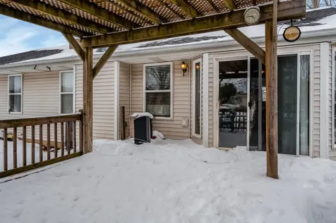 136 Harvest Glenn Drive Davis Junction IL 61020