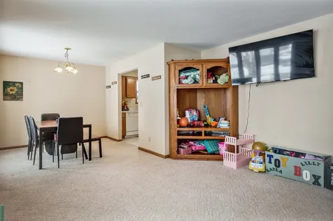 136 Harvest Glenn Drive Davis Junction IL 61020