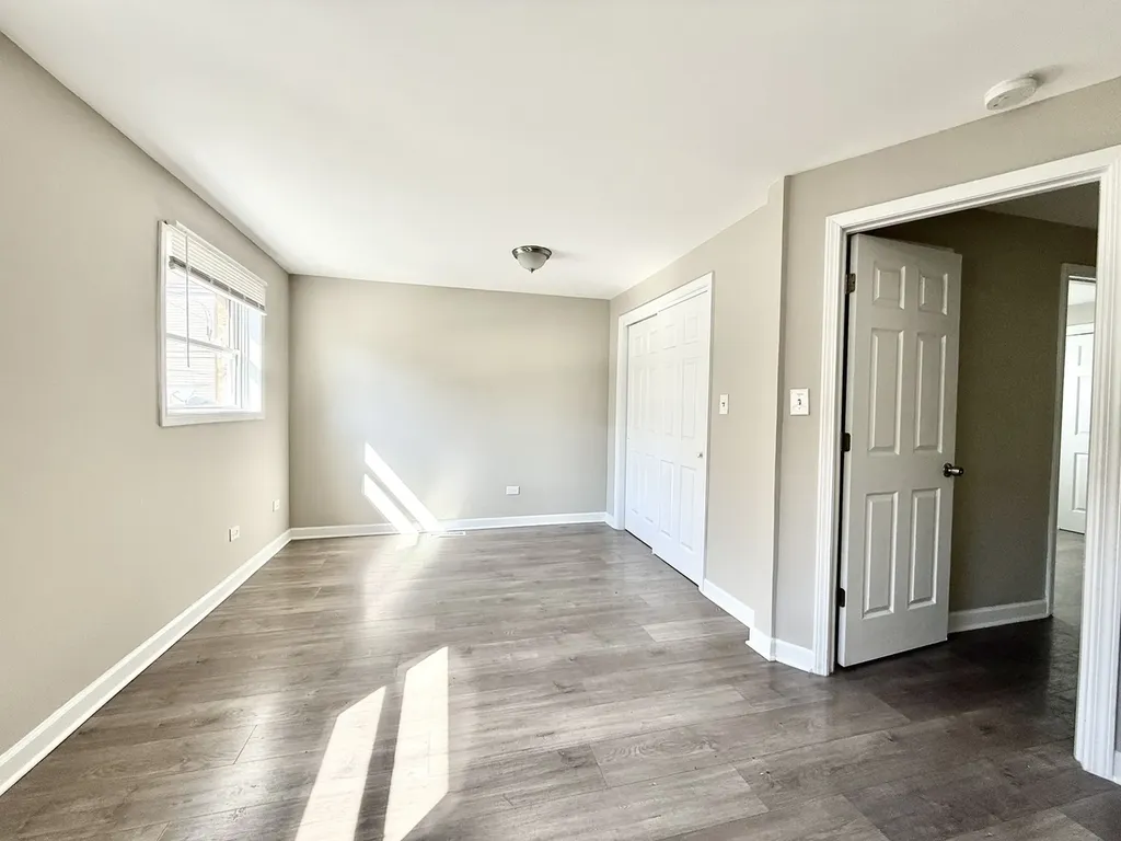 4630 South Honore Street Chicago IL 60609