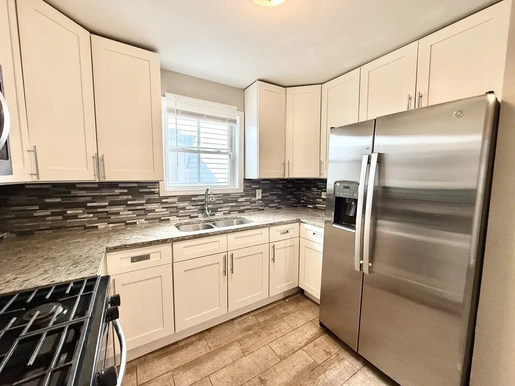 4630 South Honore Street Chicago IL 60609