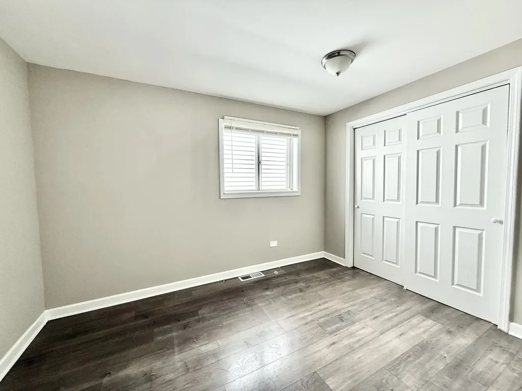 4630 South Honore Street Chicago IL 60609