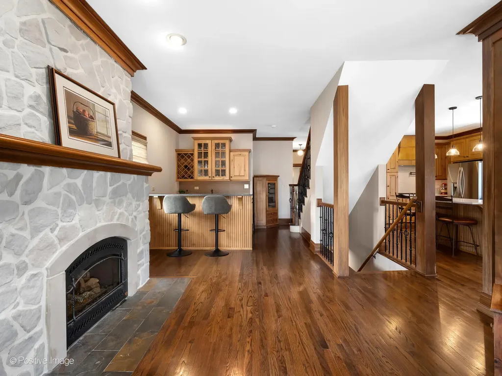 652 South Fairview Avenue Elmhurst IL 60126