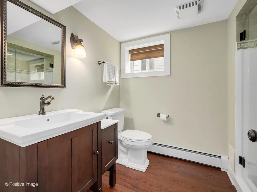 652 South Fairview Avenue Elmhurst IL 60126