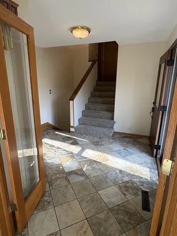 1209 Appaloosa Trail Mchenry IL 60051