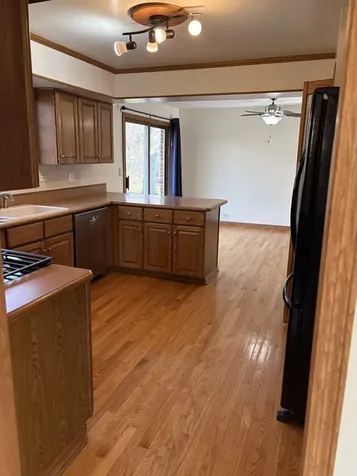 1209 Appaloosa Trail Mchenry IL 60051