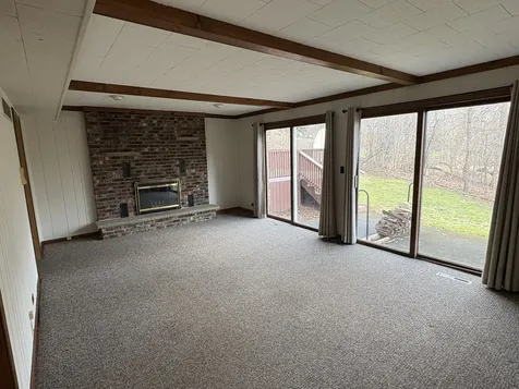 1209 Appaloosa Trail Mchenry IL 60051
