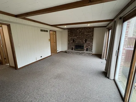 1209 Appaloosa Trail Mchenry IL 60051